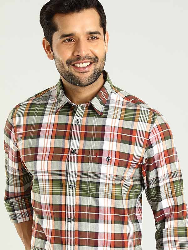 Indian Terrain Men's Slim Fit Full Sleeve Checkered Green Shirt